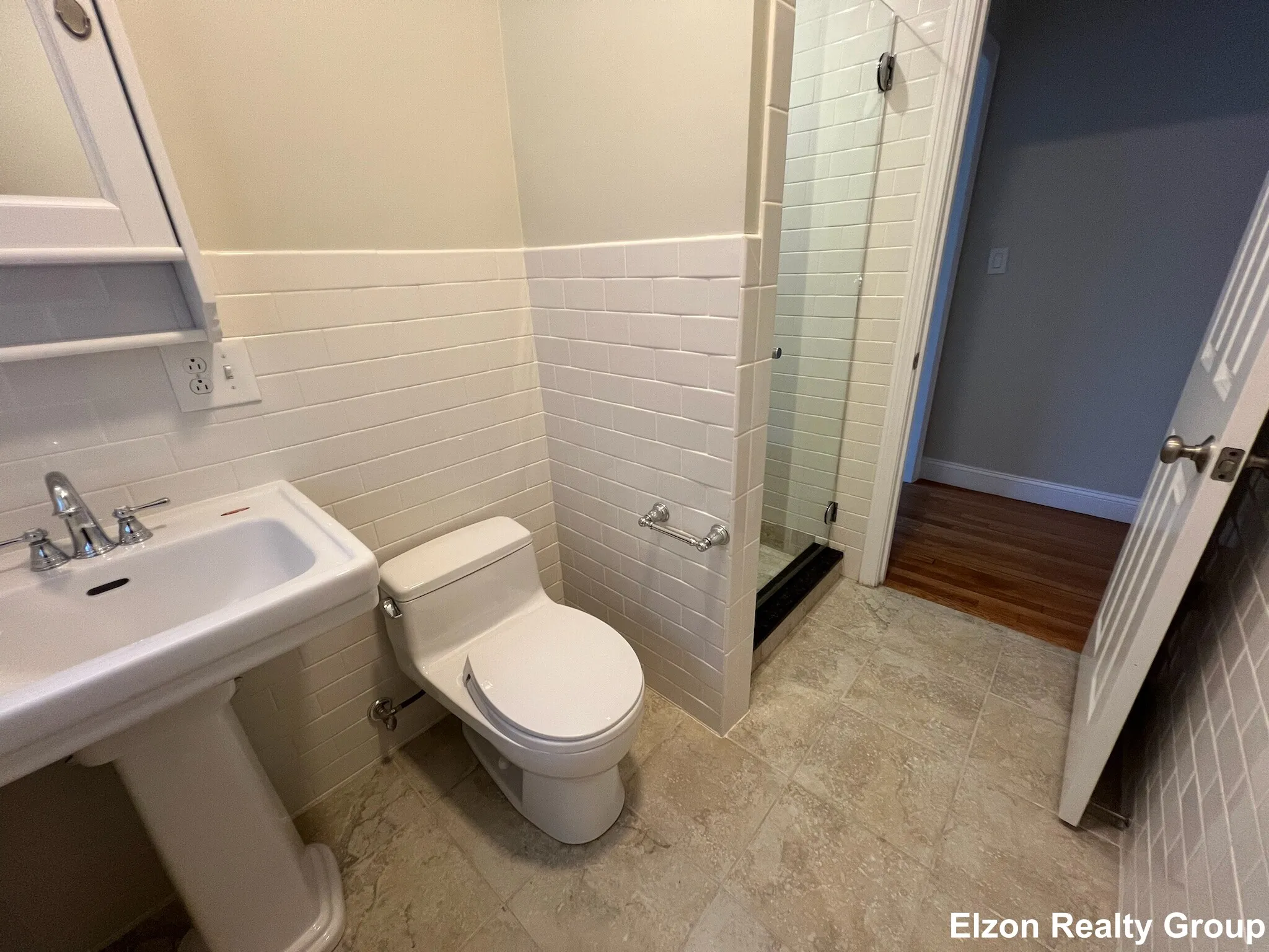 2021 Commonwealth Ave, Brighton