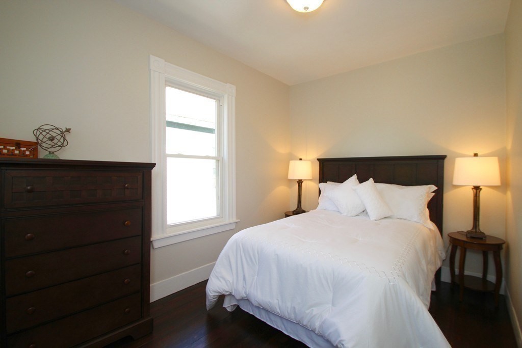 20 Tennyson St, Magoun Square