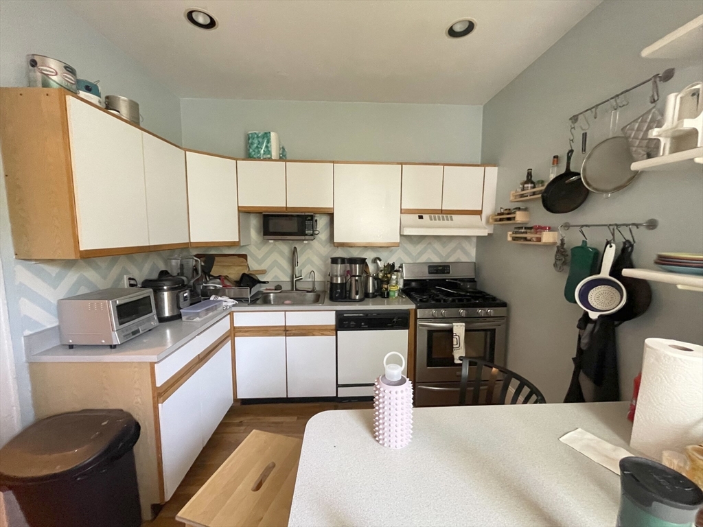 47 Mason Ter, Coolidge Corner