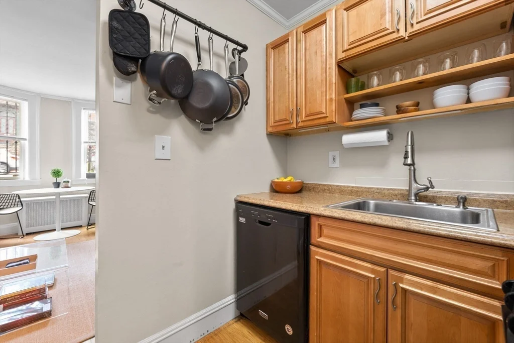 15 Dartmouth St, South End