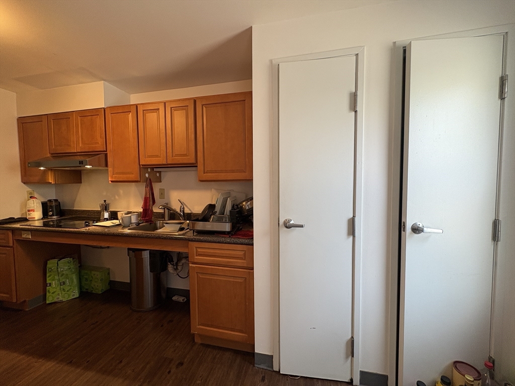 888 Washington St, Chinatown