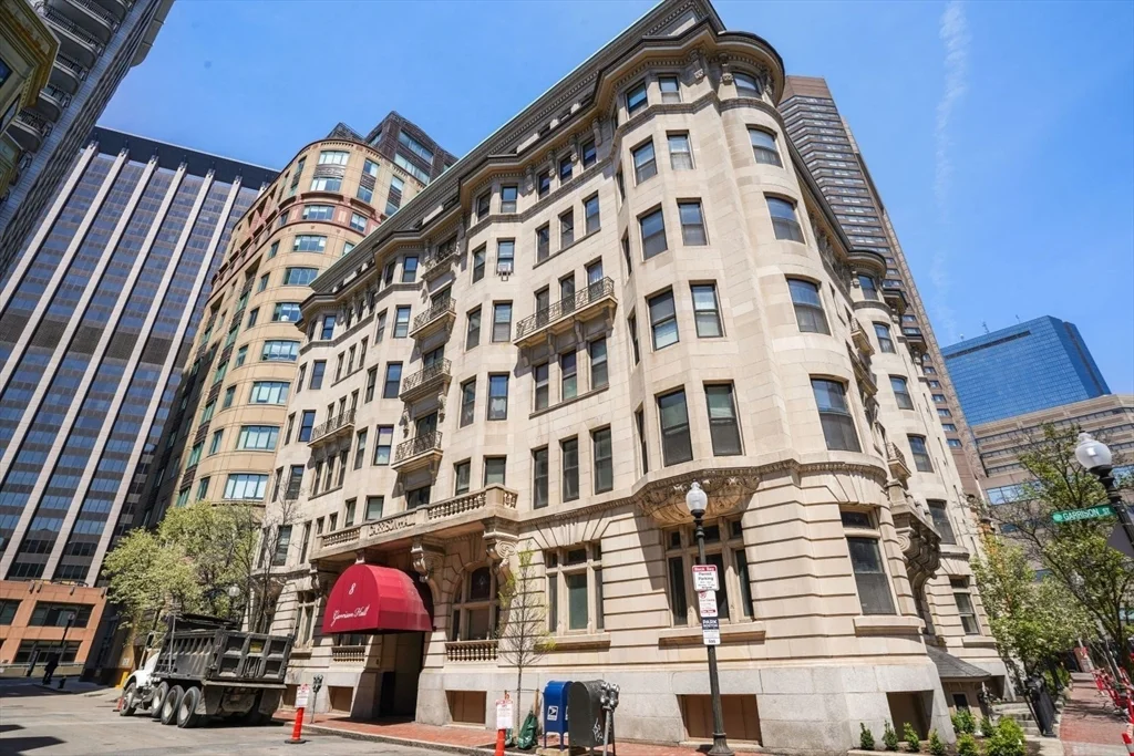 8 Garrison St, Back Bay