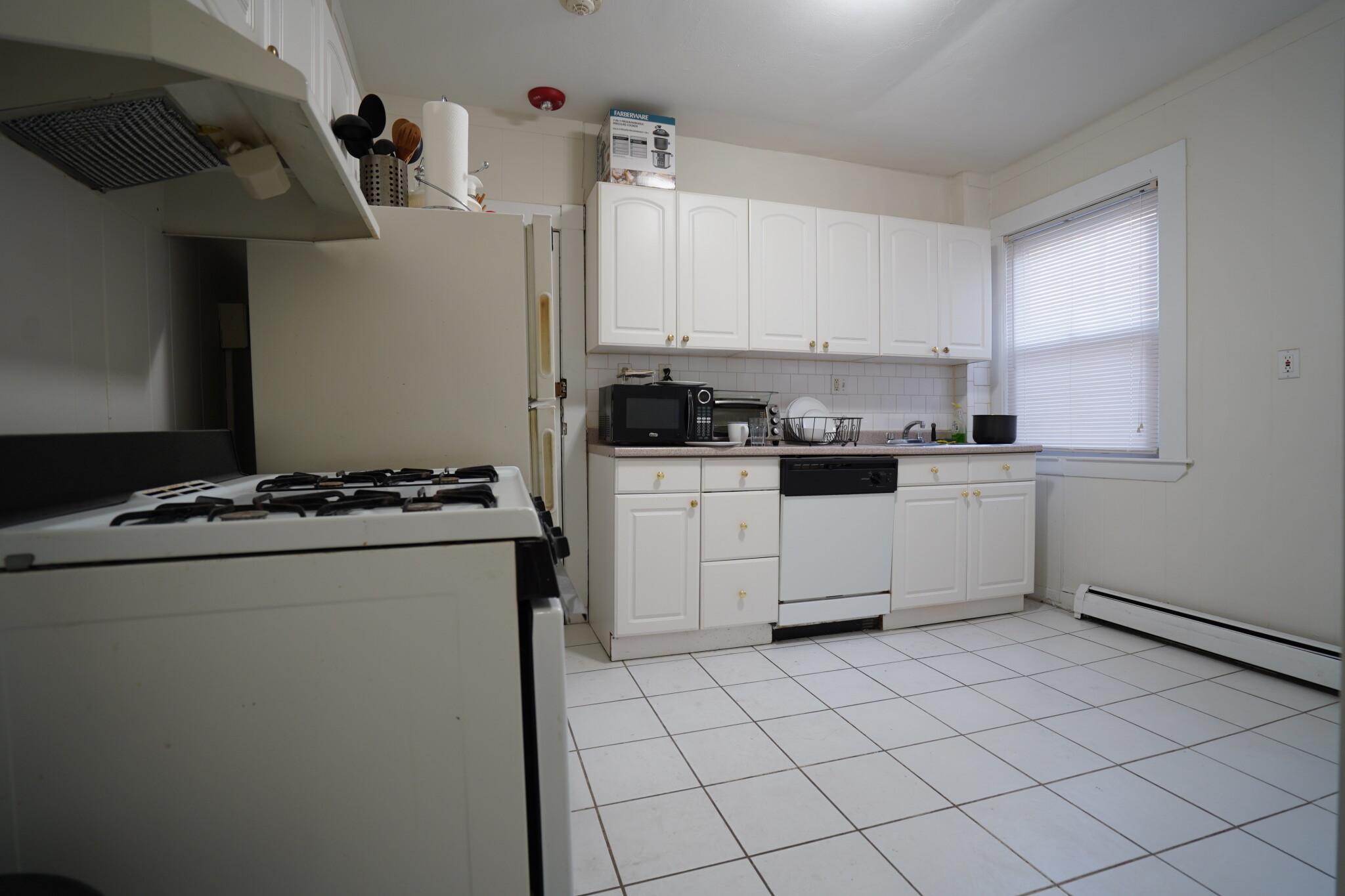 1 Ashford Ct, Allston