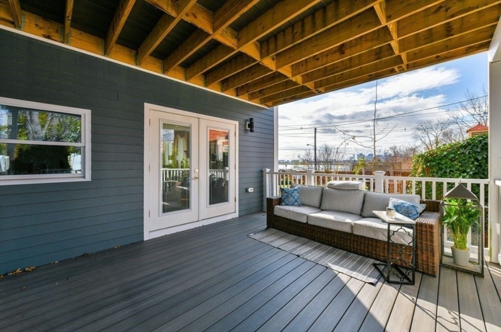 120 Coleridge St, East Boston