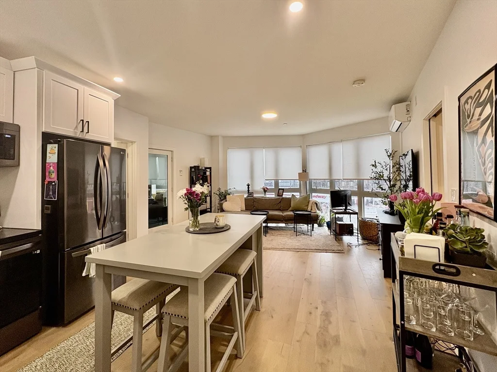 144 Old Colony Ave, South Boston