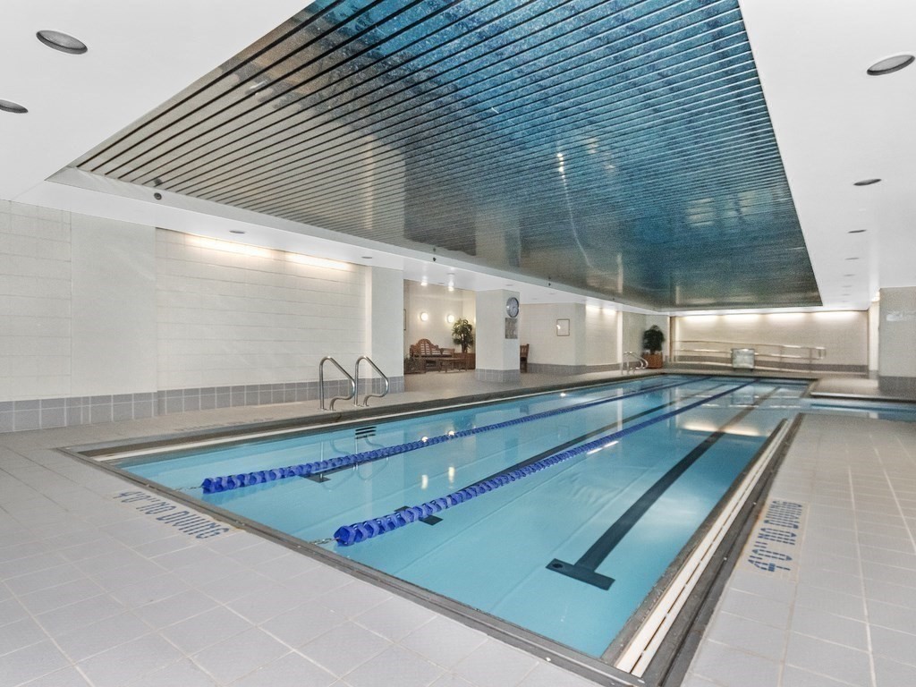 75-83 Cambridge Pkwa, East Cambridge