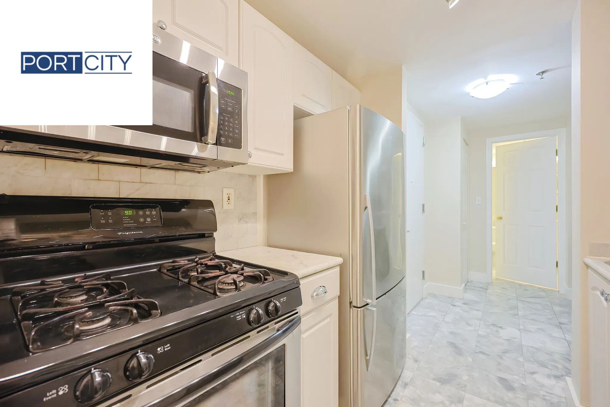 15 Beacon St, Downtown