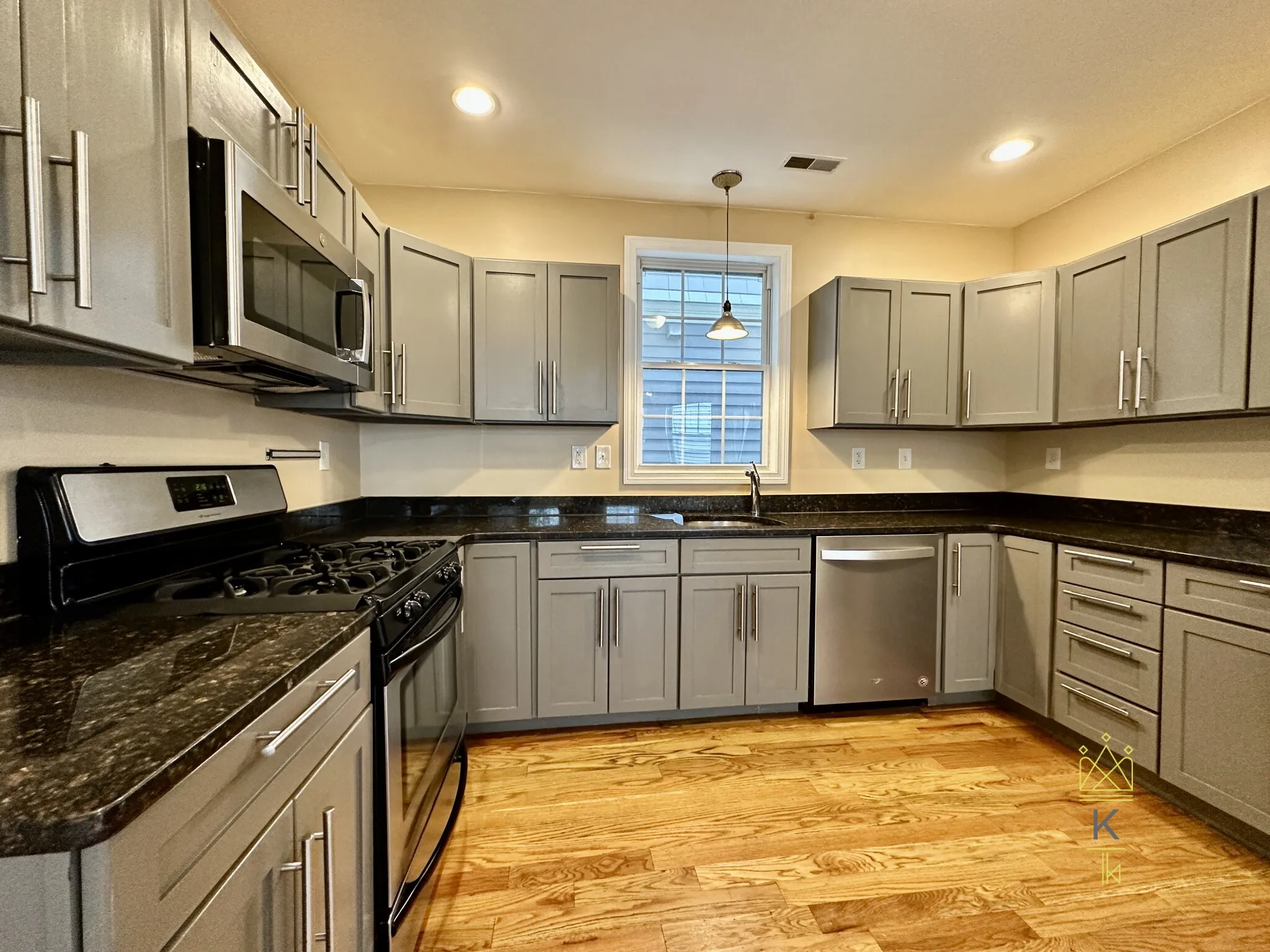 16 Melbourne St, Dorchester