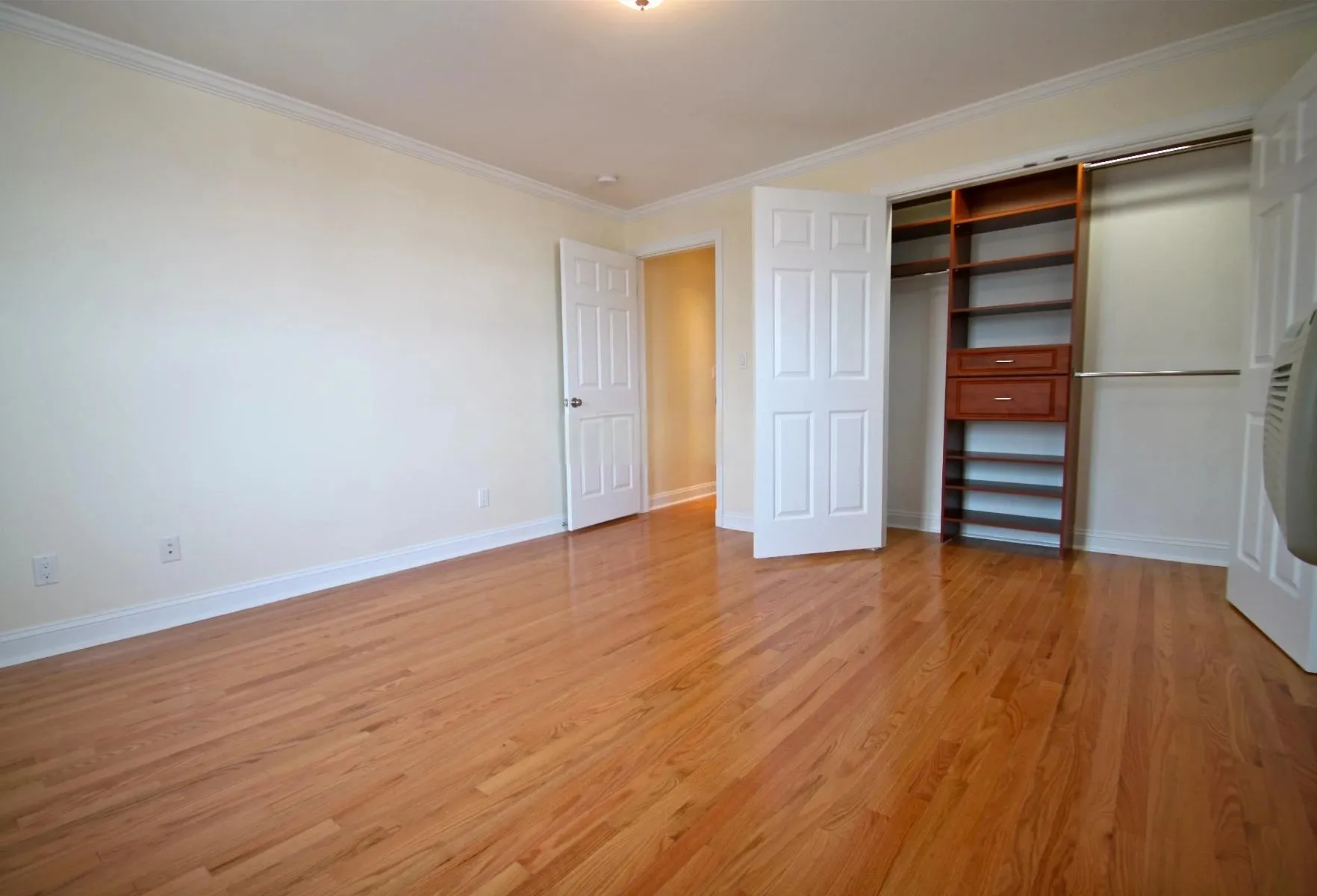 60 Brattle St, West Cambridge