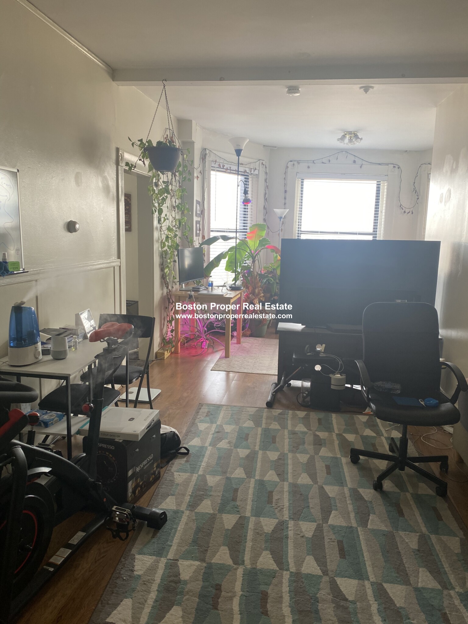 27 Bay State Rd, Fenway