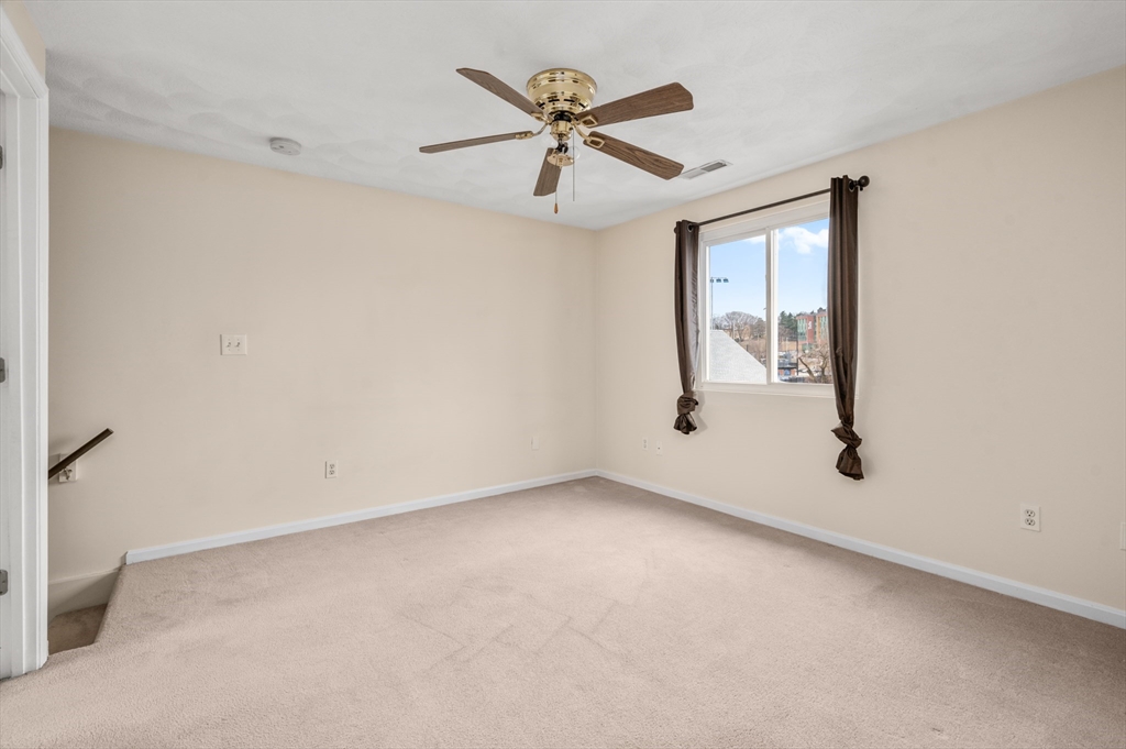 74 Windsor Rd, Tufts University