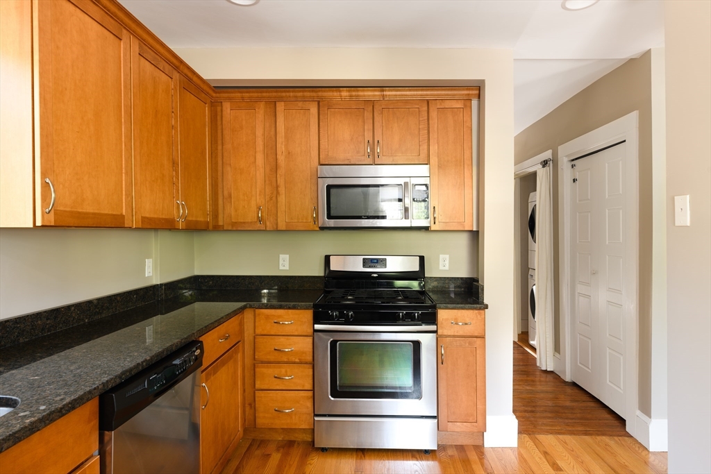 254 Upland Rd, Avon Hill