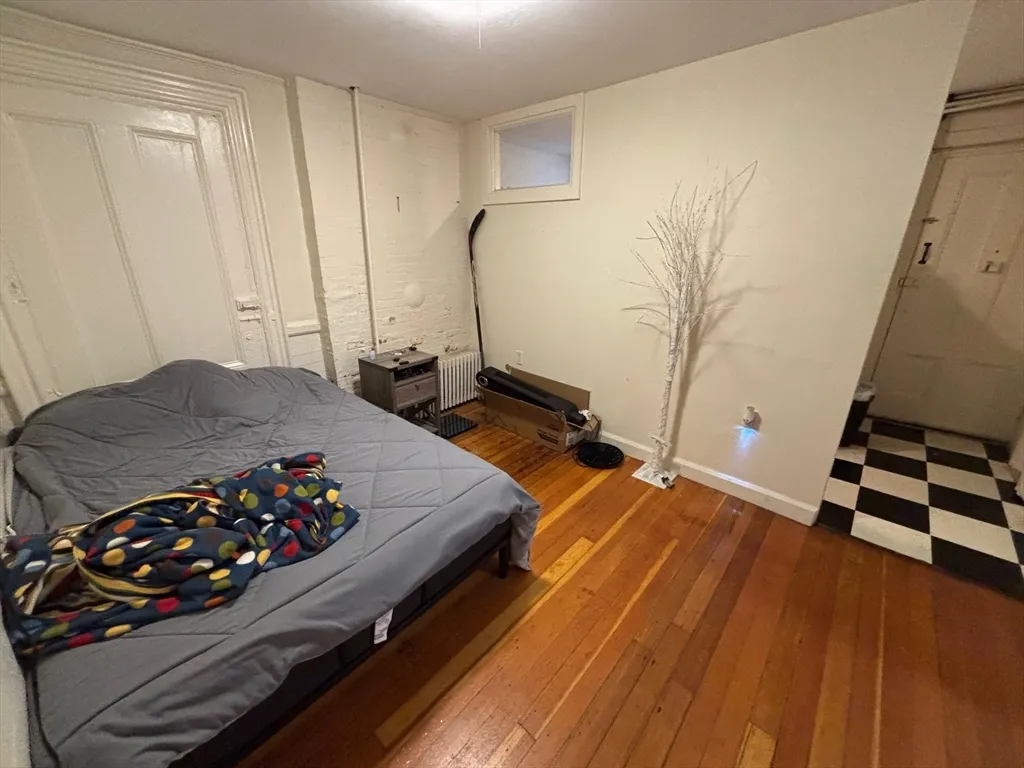 56 River St, Beacon Hill