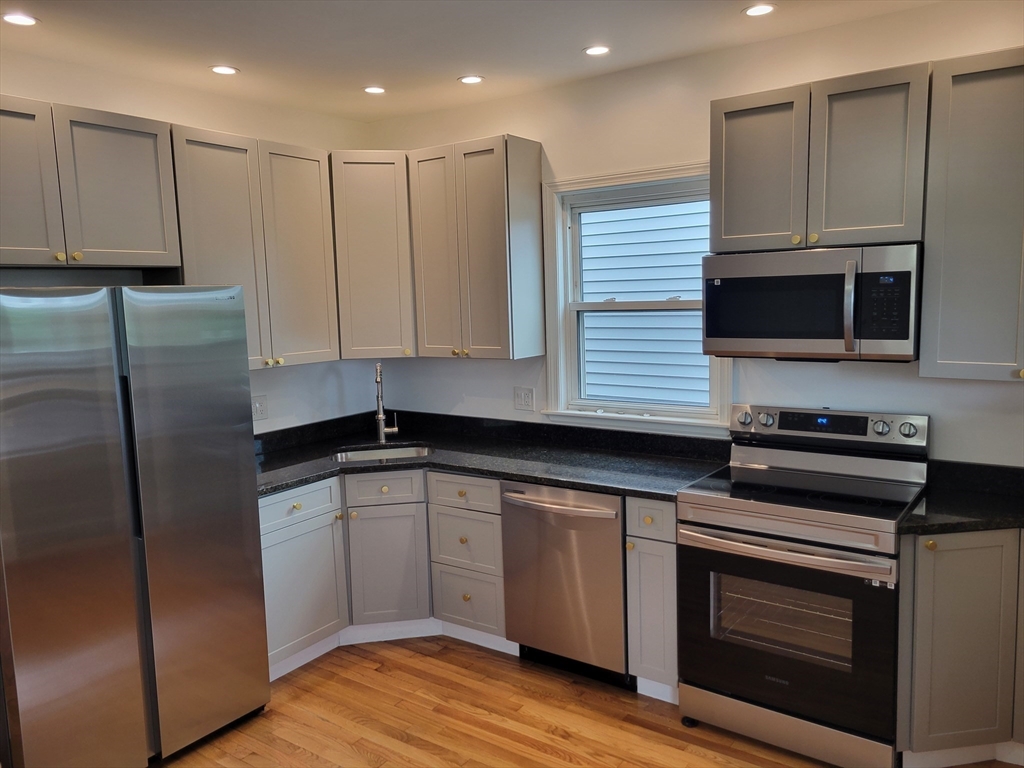 33 Calumet St, Mission Hill