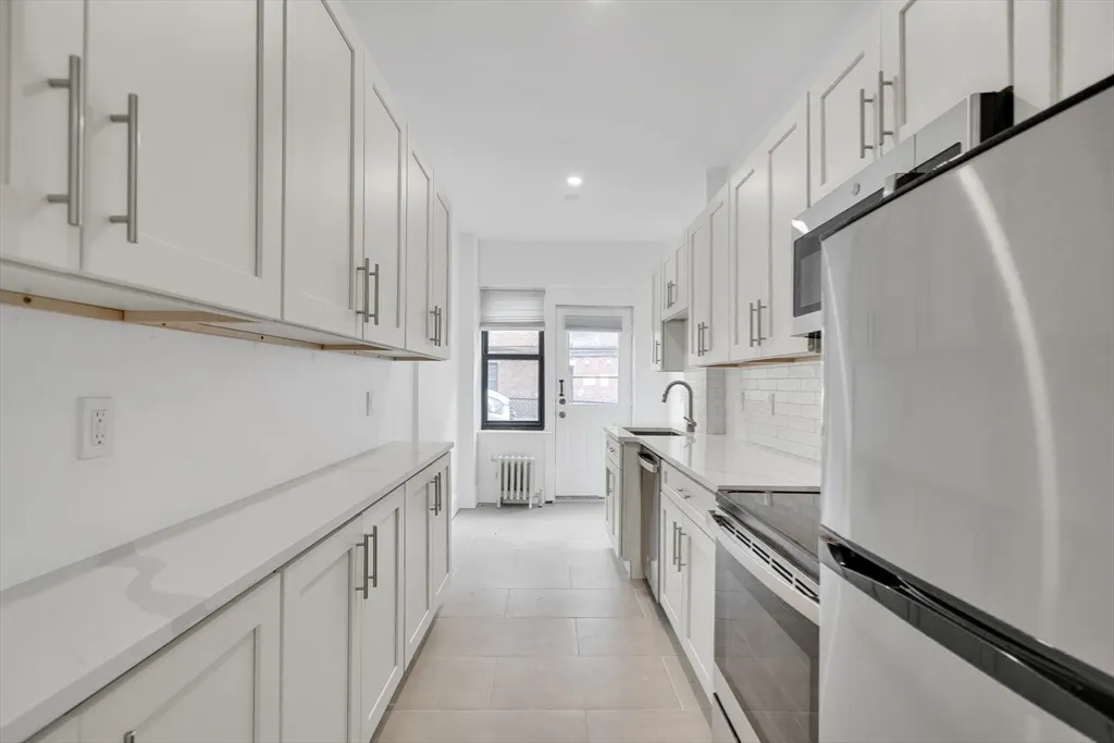 137 Englewood Ave, Brighton