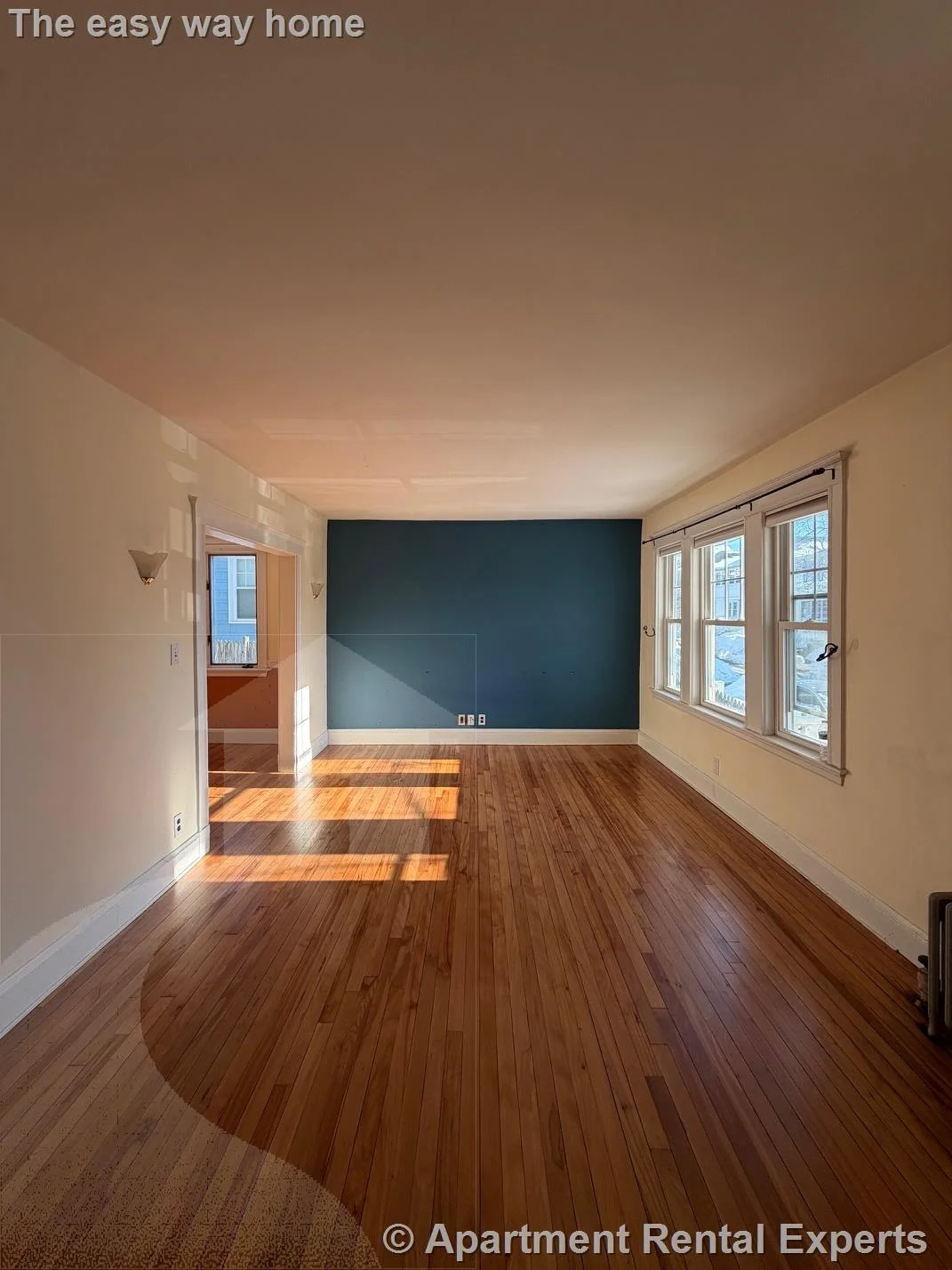 67 Fairfax St, Tufts