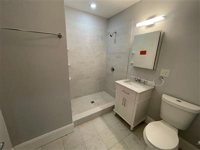 372 Oxford St, Ward Two