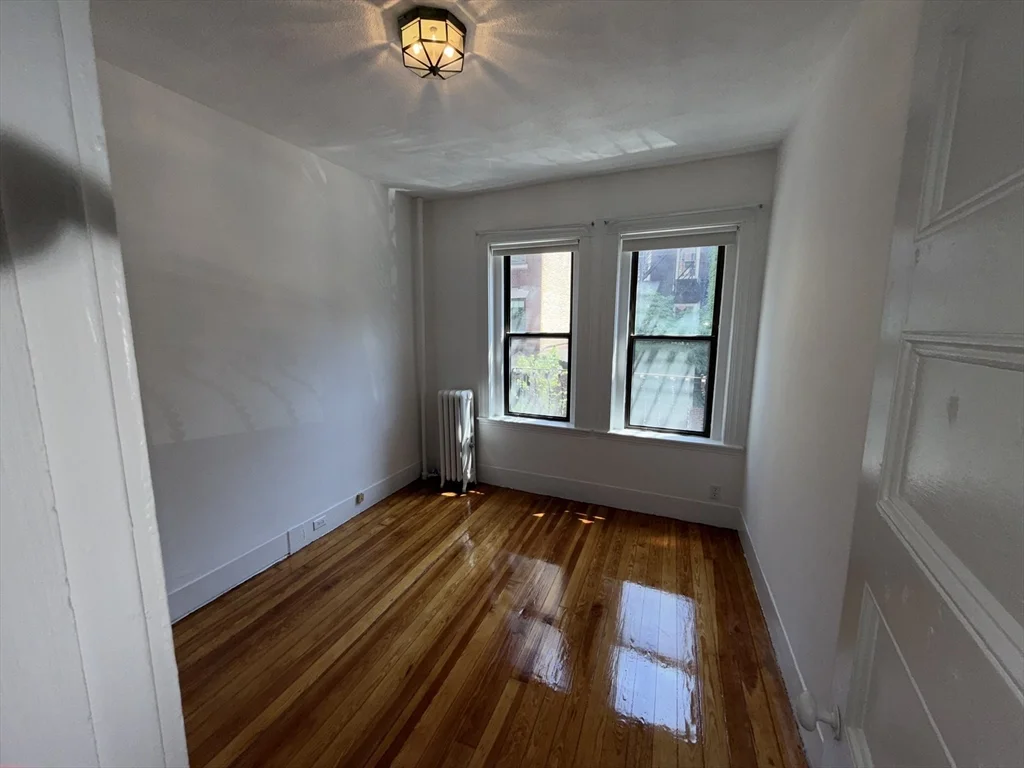 35 Revere St, Beacon Hill