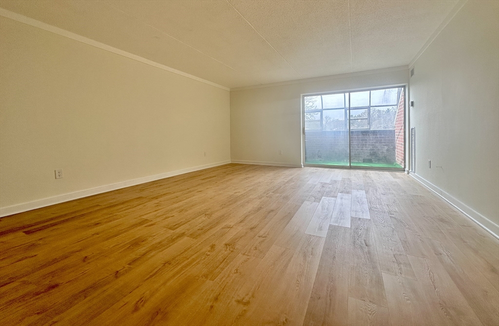 50-56 Broadlawn Park, Newton