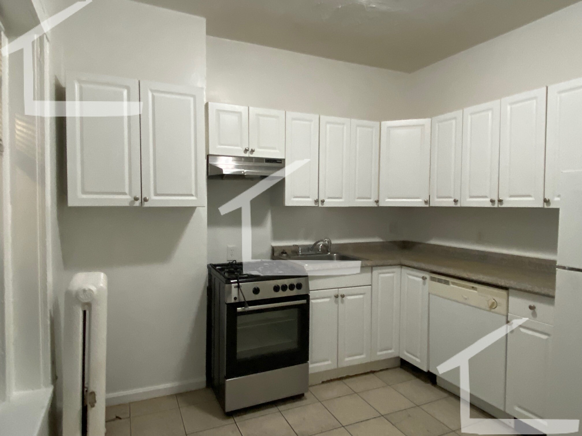 87 Brighton Ave, Allston