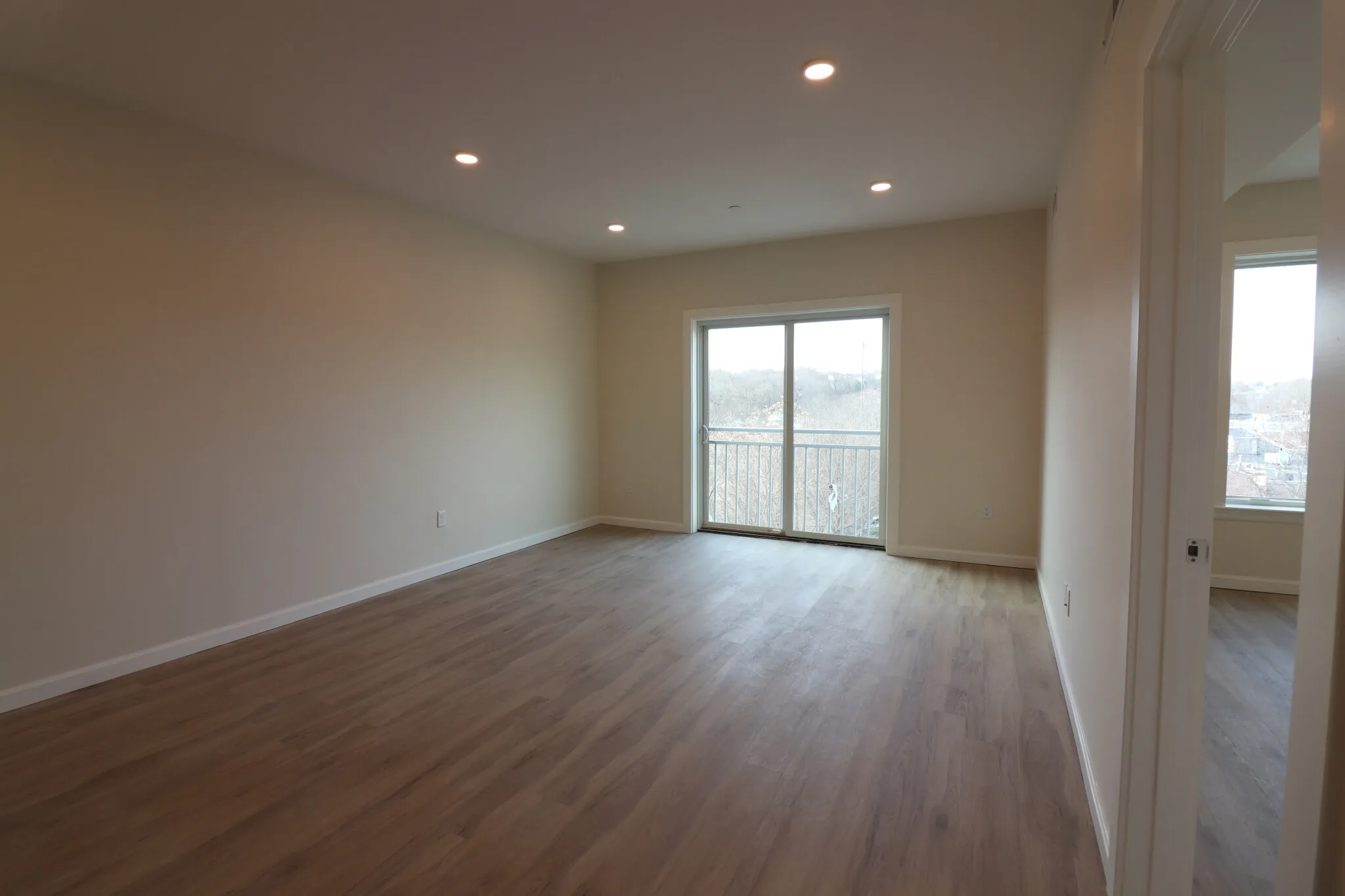 458 Washington St, Brighton