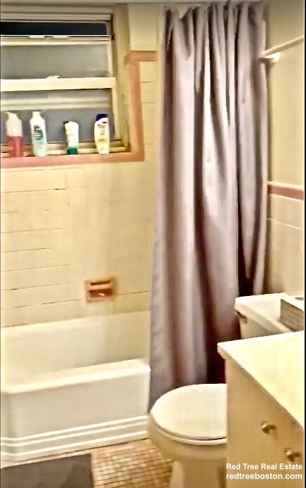 15 Commonwealth Ct, Brighton