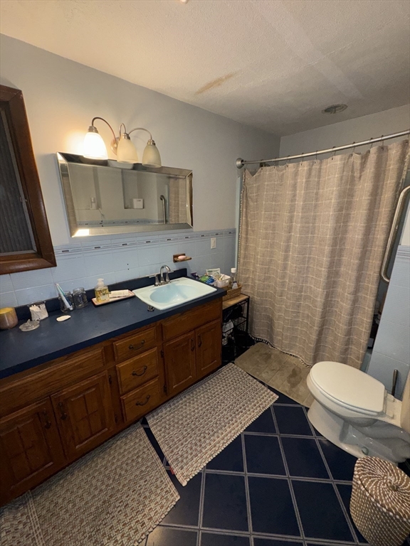 65 Edward St, Medford