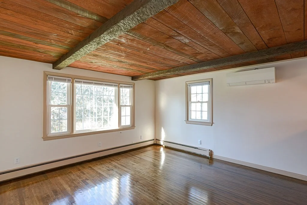 110 Oswego, Bellingham