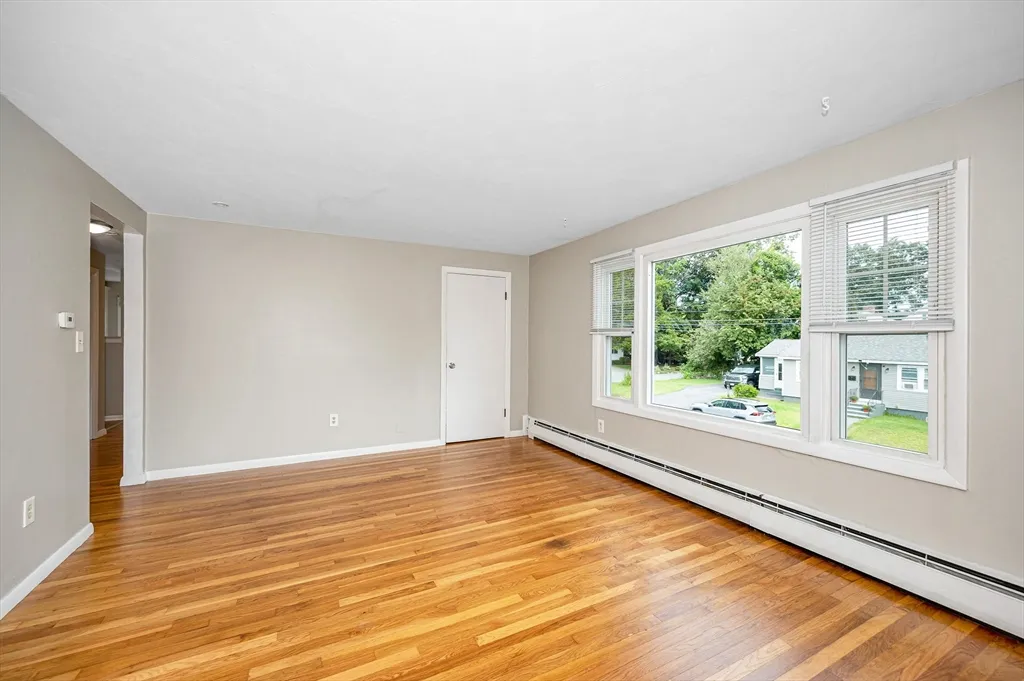 79 Fairfield St, Lowell