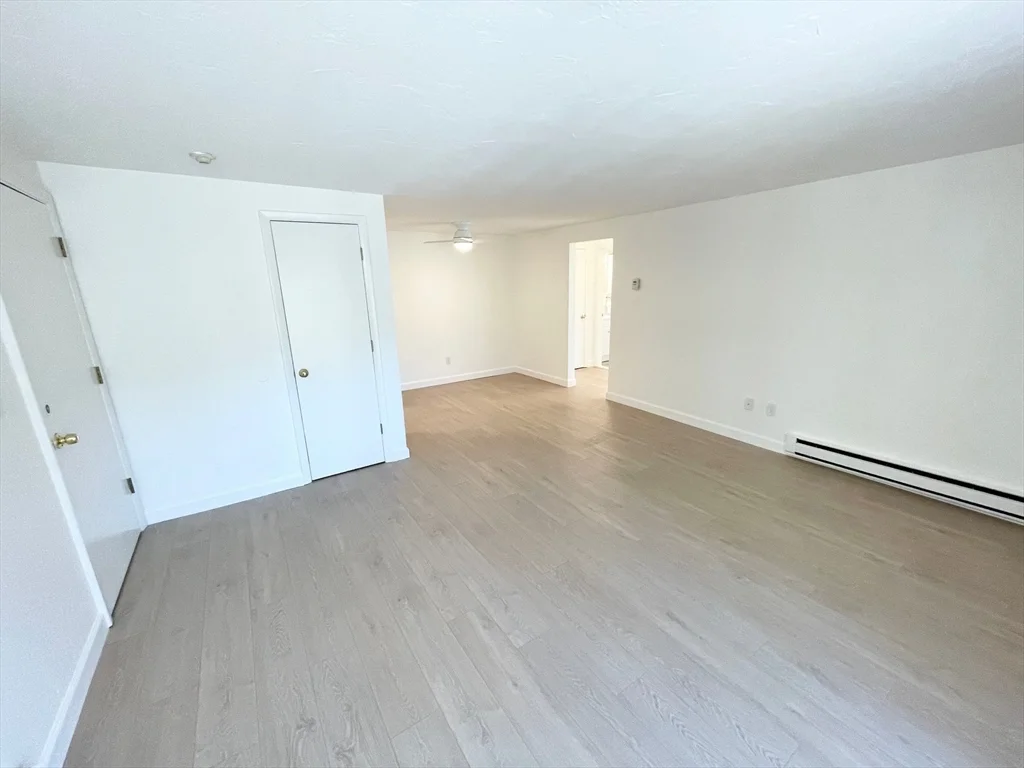 16 Erick Rd, Mansfield