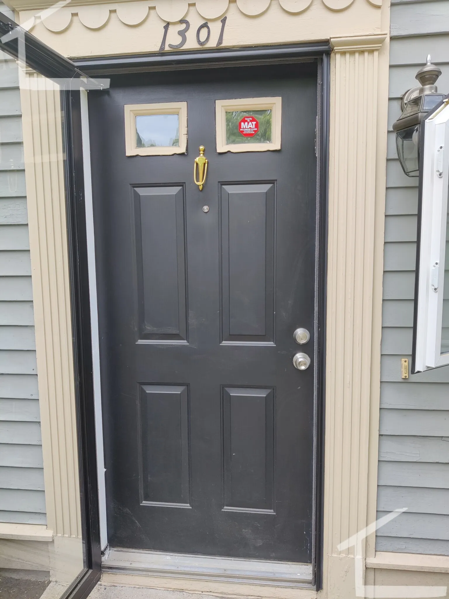 1301 Lagrange St, West Roxbury