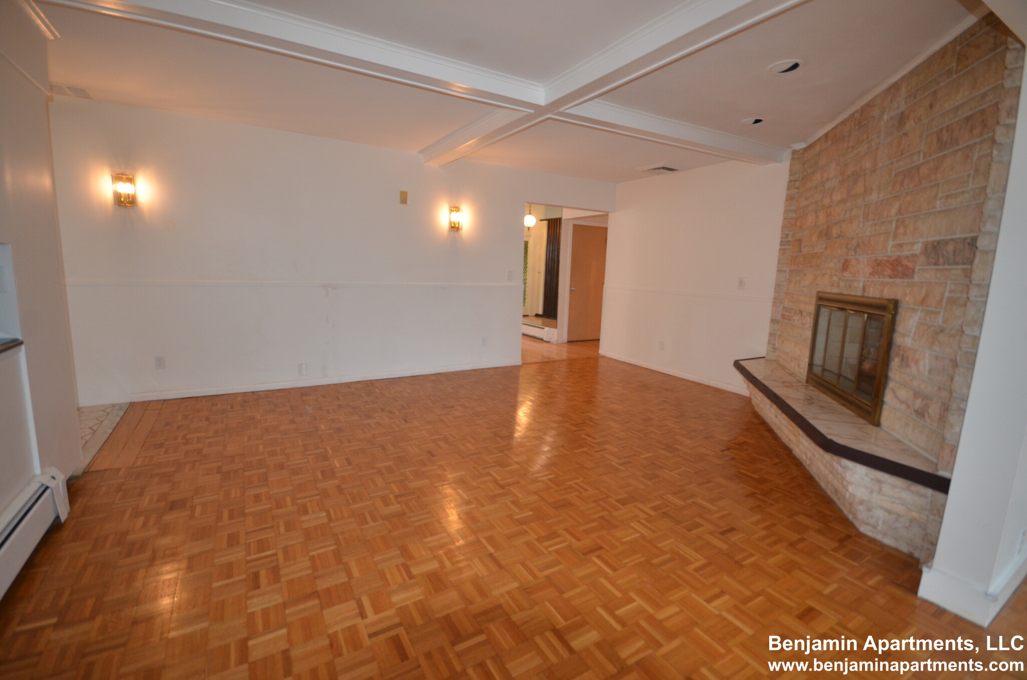 20 Mossdale Rd, Jamaica Plain