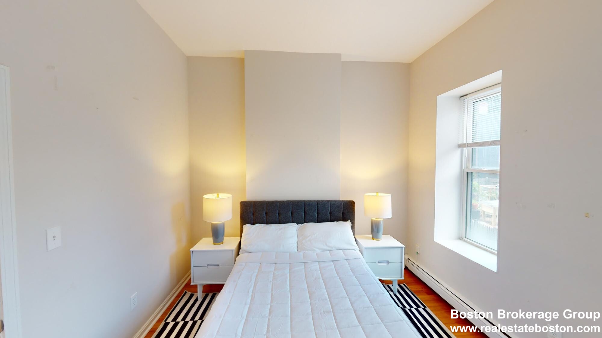 96 Hammond St, Roxbury