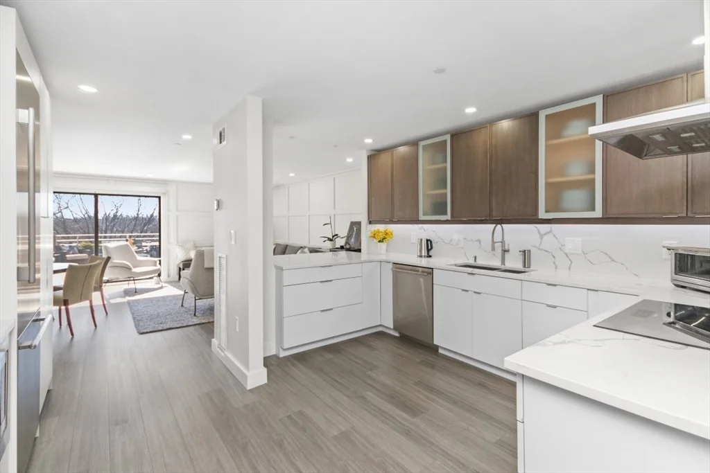 199 Coolidge Ave, East Watertown