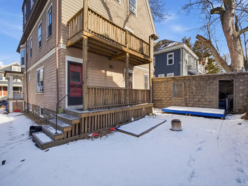 28 Sunset Rd, West Somerville