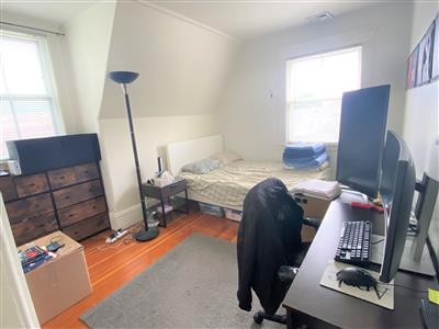 79 College Ave, Powder House Square