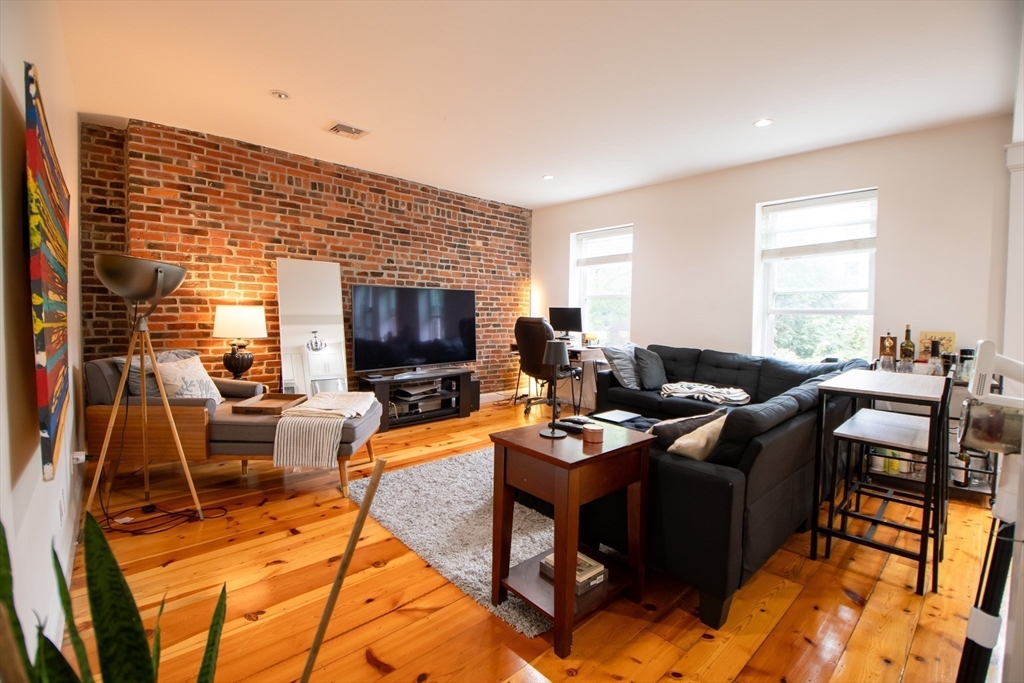 440 Hanover, North End