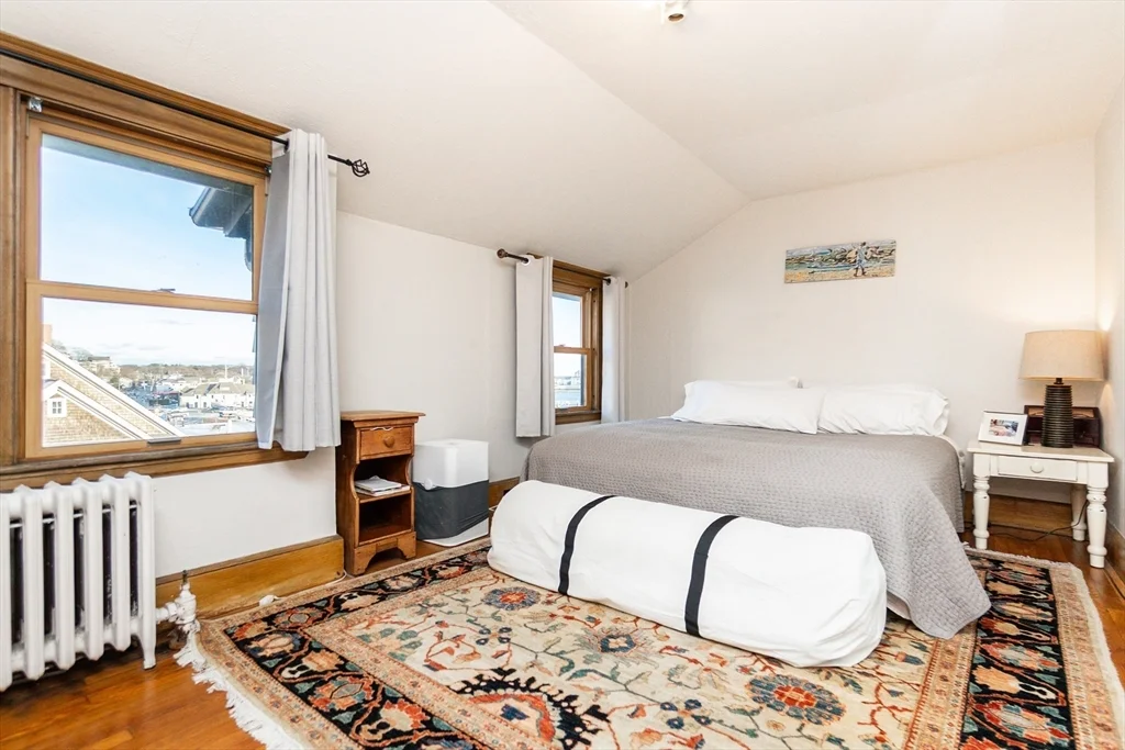 322 Humphrey St, Swampscott