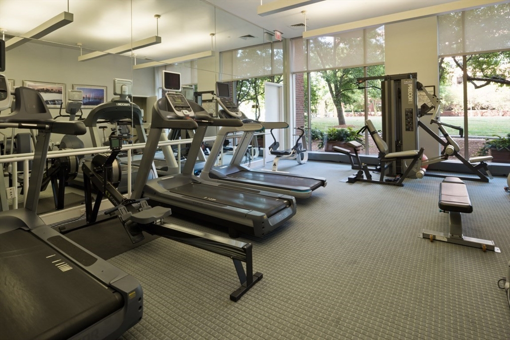 75-83 Cambridge Pkwa, East Cambridge