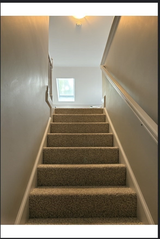 218 Rangeway Rd, Billerica