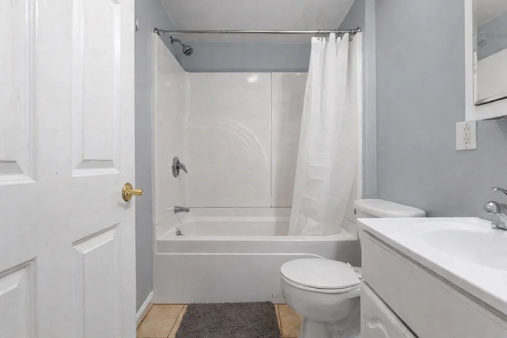 1170 Massachusetts Ave, Riverside