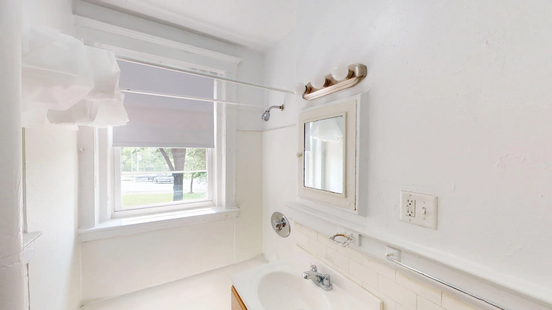 1163 Boylston St, Fenway