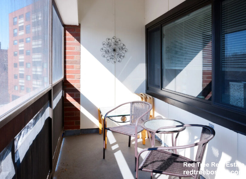 1443 Beacon St, Griggs Park