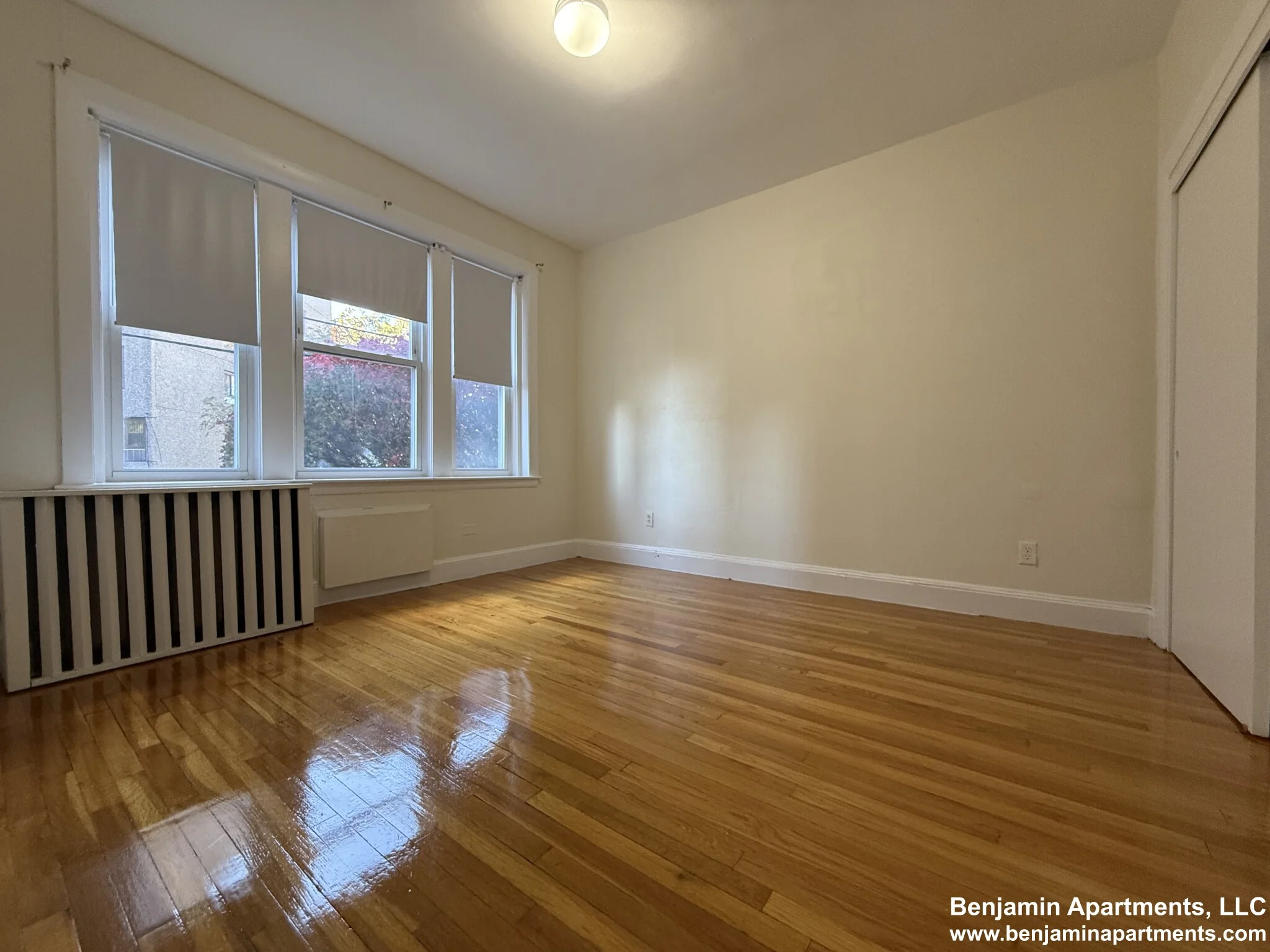 33 Lancaster Ter, Corey Hill