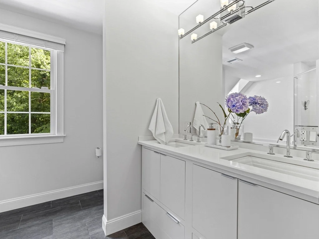 93 Goulding St W, Sherborn