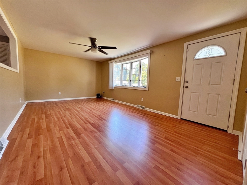 119 Bairdcrest Rd, Springfield