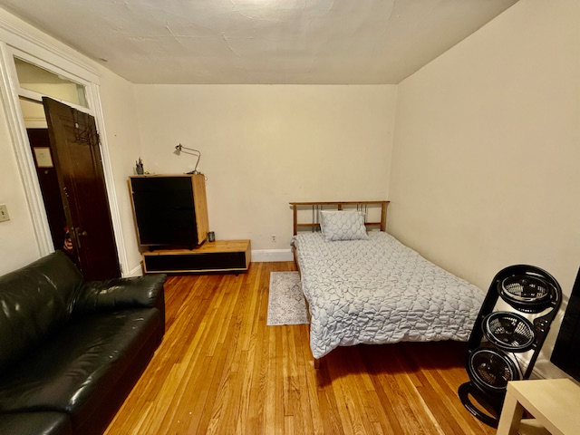 1203 Boylston St, Fenway