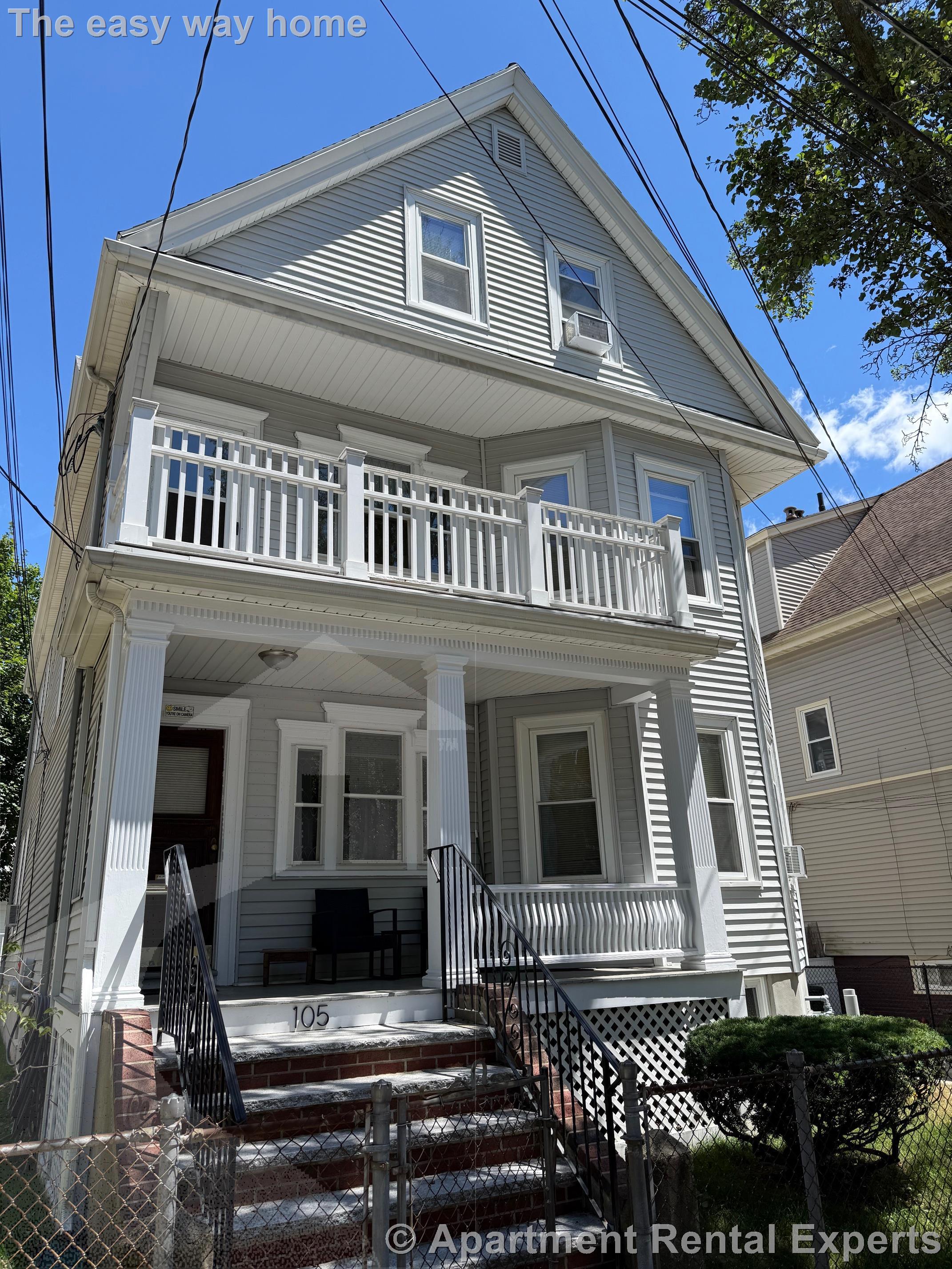 105 Bromfield Rd, Tufts