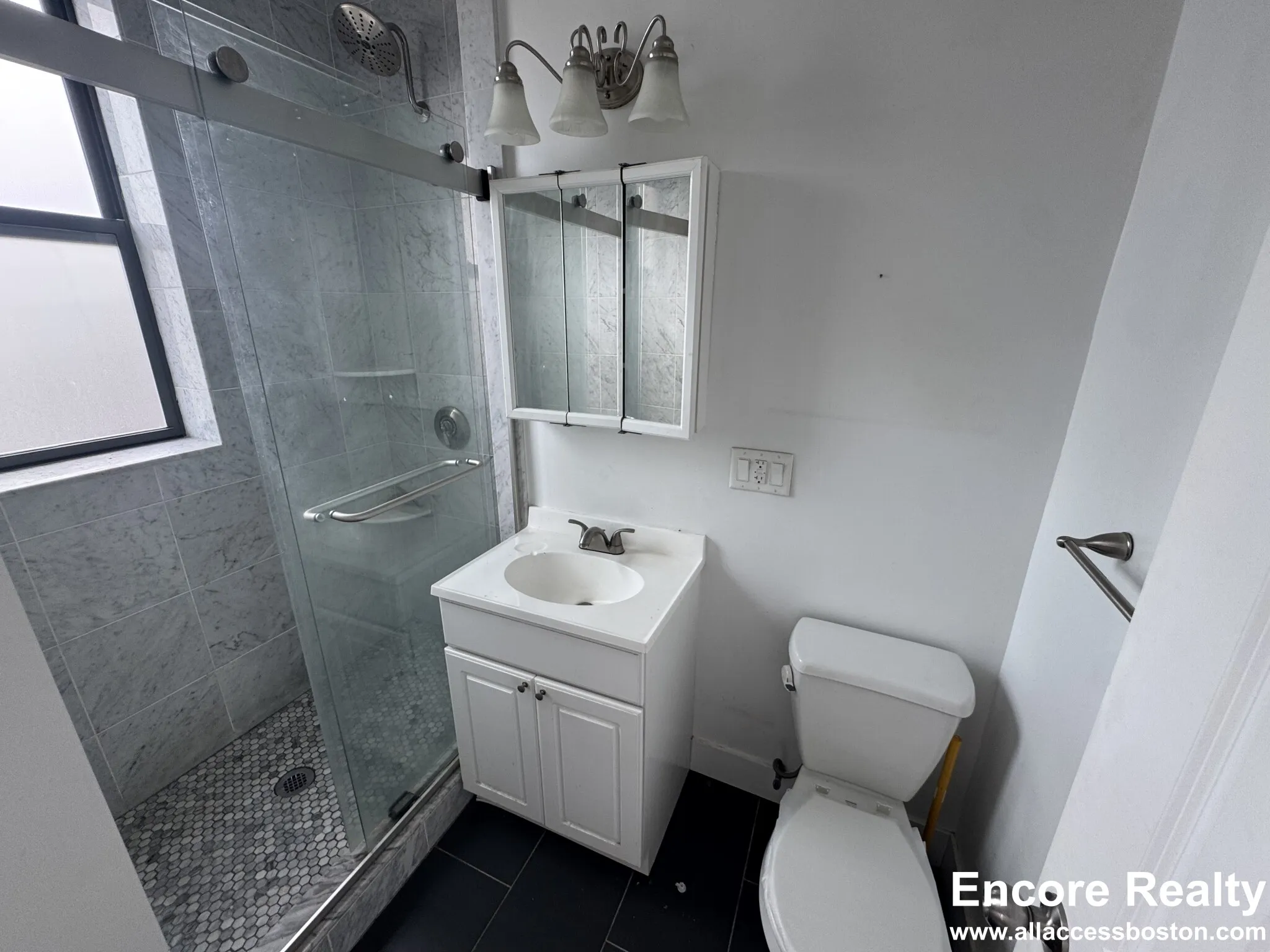 11 Queensberry St, Fenway