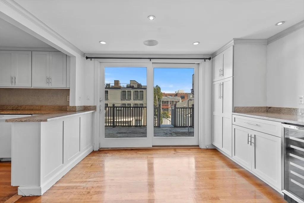 256 W 3rd St, South Boston